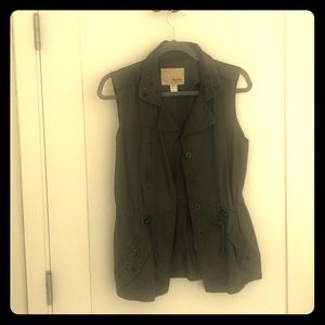 Army vest $20